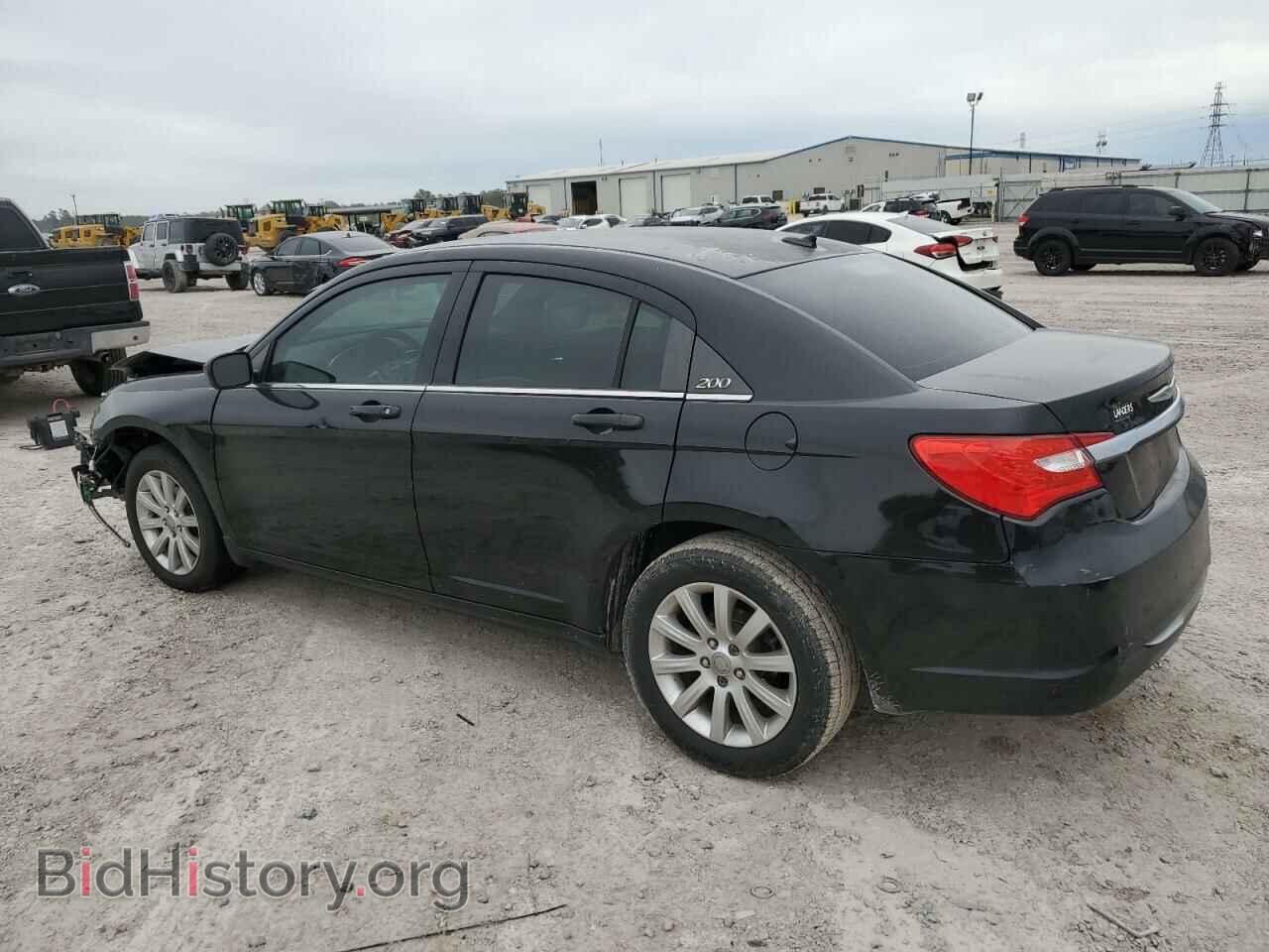 2013 CHRYSLER 200 - VIN: 1C3CCBBB0DN554358 - Фото 2