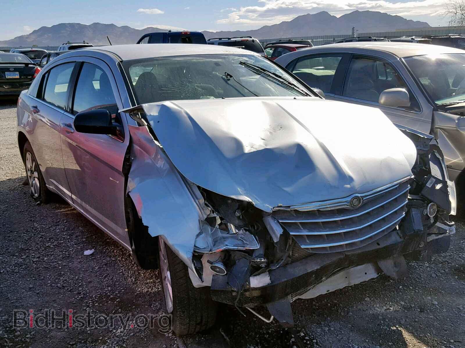 Photo 1C3CC4FB9AN183802 - CHRYSLER SEBRING 2010
