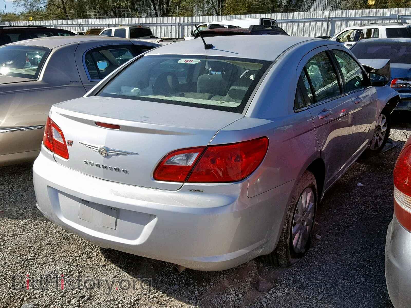 2010 CHRYSLER SEBRING - VIN: 1C3CC4FB9AN183802 - Фото 4