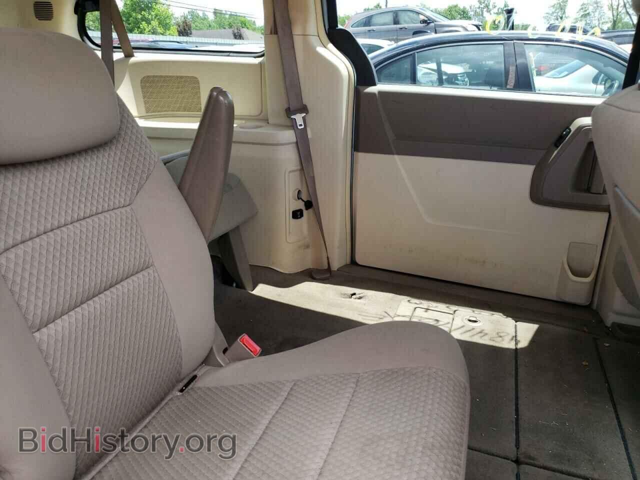2010 CHRYSLER MINIVAN - VIN: 2A4RR5D13AR440972 - Фото 6