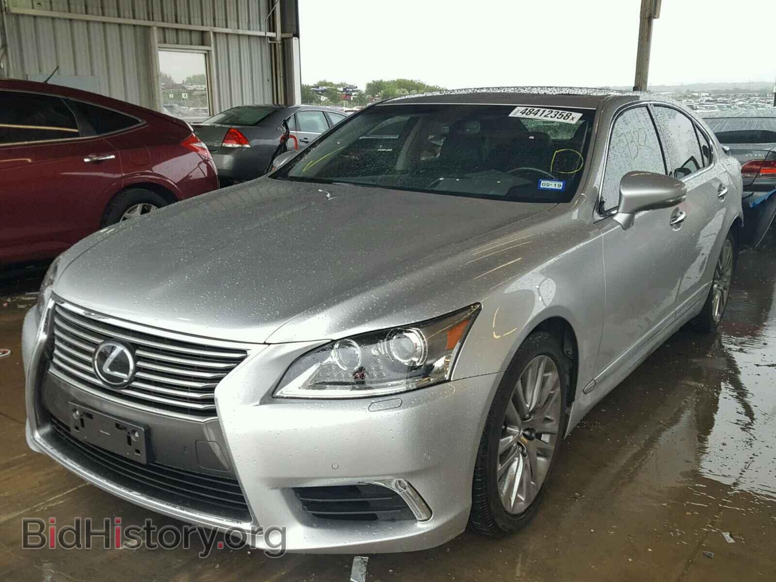 2017 LEXUS LS460 - VIN: JTHBL5EFXH5144565 - Фото 2
