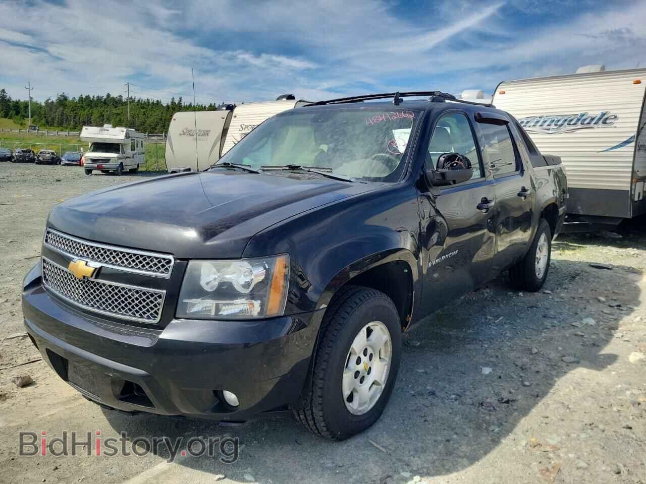 2011 CHEVROLET AVALANCHE - VIN: 3GNTKFE35BG365440 - Фото 2