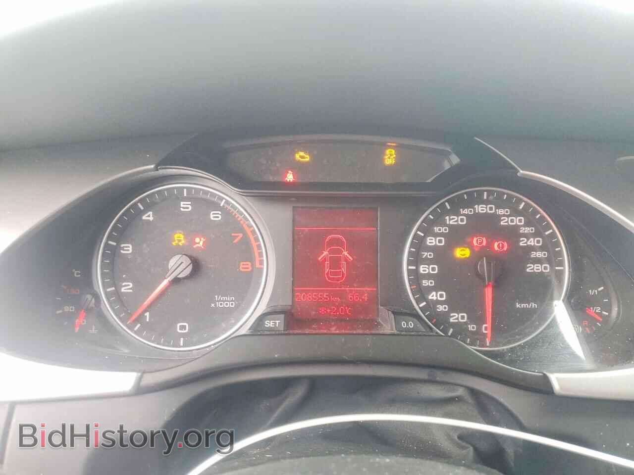 2011 AUDI A4 - VIN: WAUDFCFL2BN021437 - Фото 9