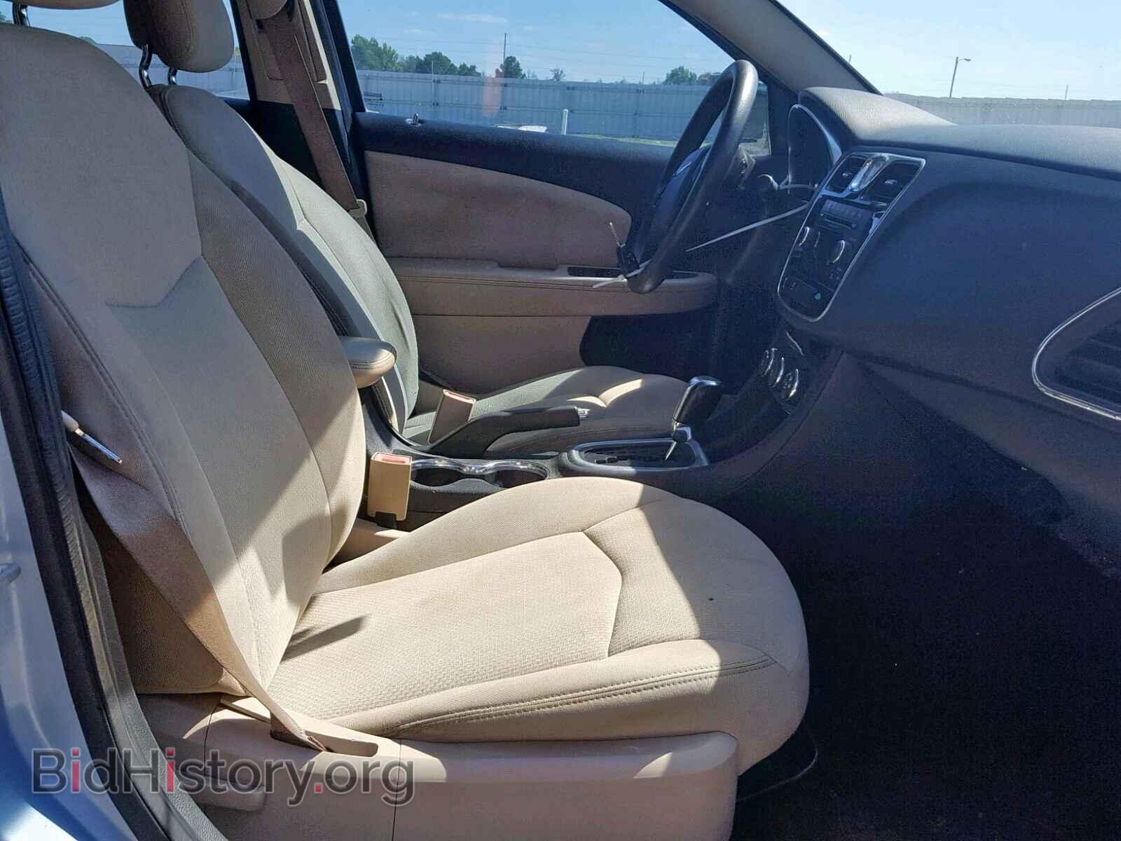 2012 CHRYSLER 200 - VIN: 1C3CCBAB1CN204320 - Фото 5