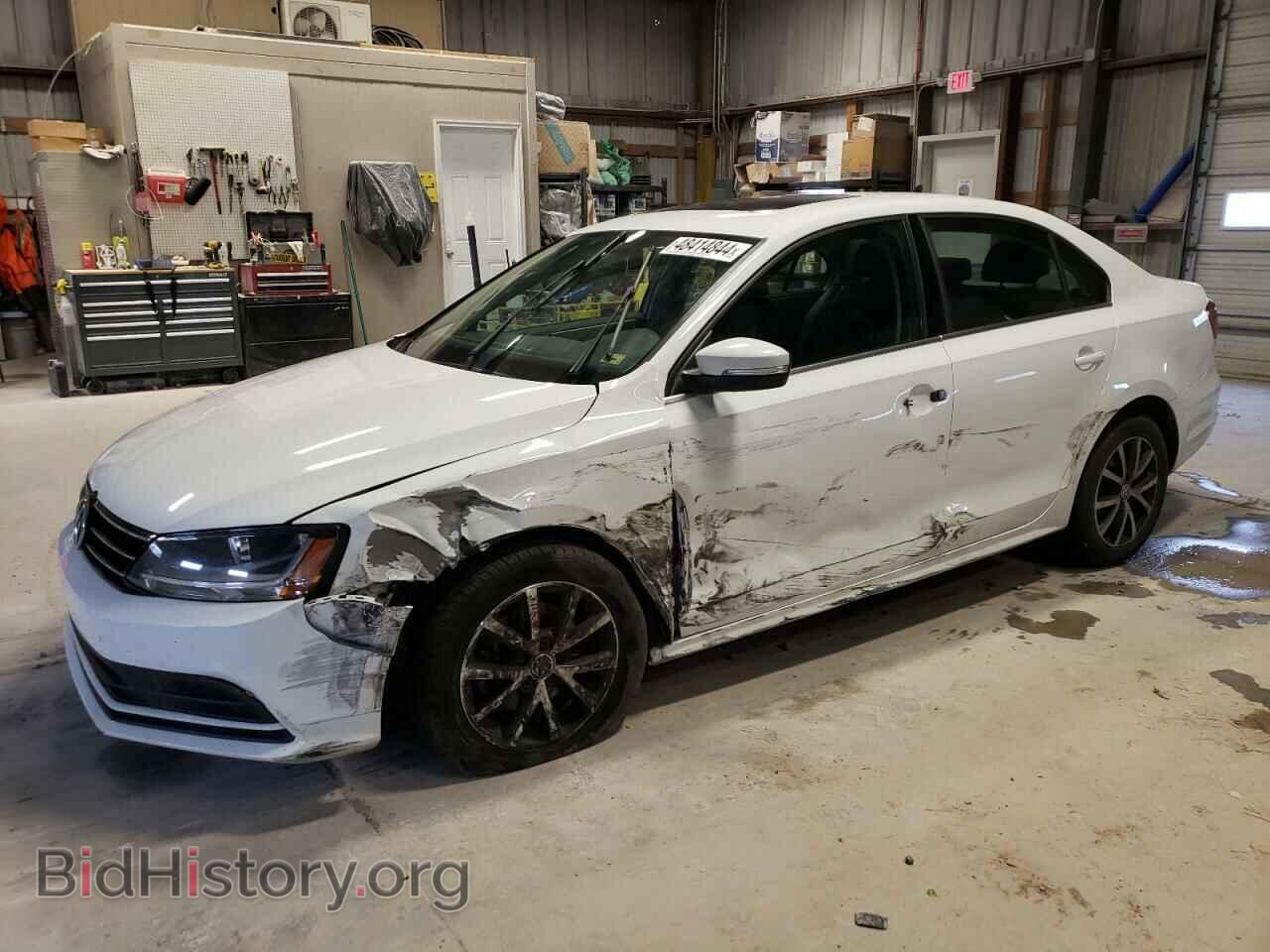 Фотография 3VWDB7AJ7HM284549 - VOLKSWAGEN JETTA 2017