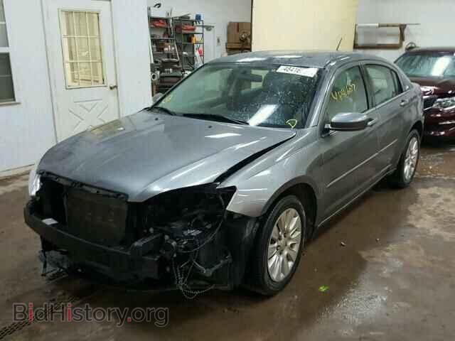 2013 CHRYSLER 200 - VIN: 1C3CCBAB0DN588625 - Фото 2