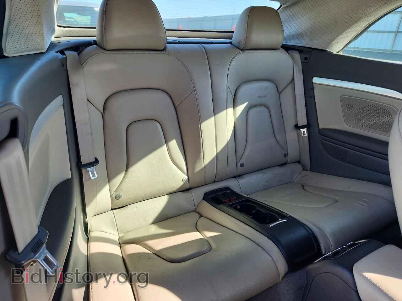 2011 AUDI A5 - VIN: WAULFAFH1BN015950 - Photo 10