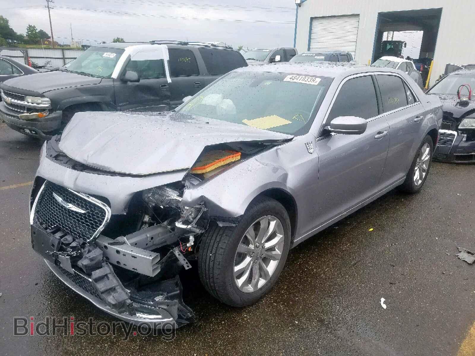 2016 CHRYSLER 300 - VIN: 2C3CCARG3GH225095 - Фото 2