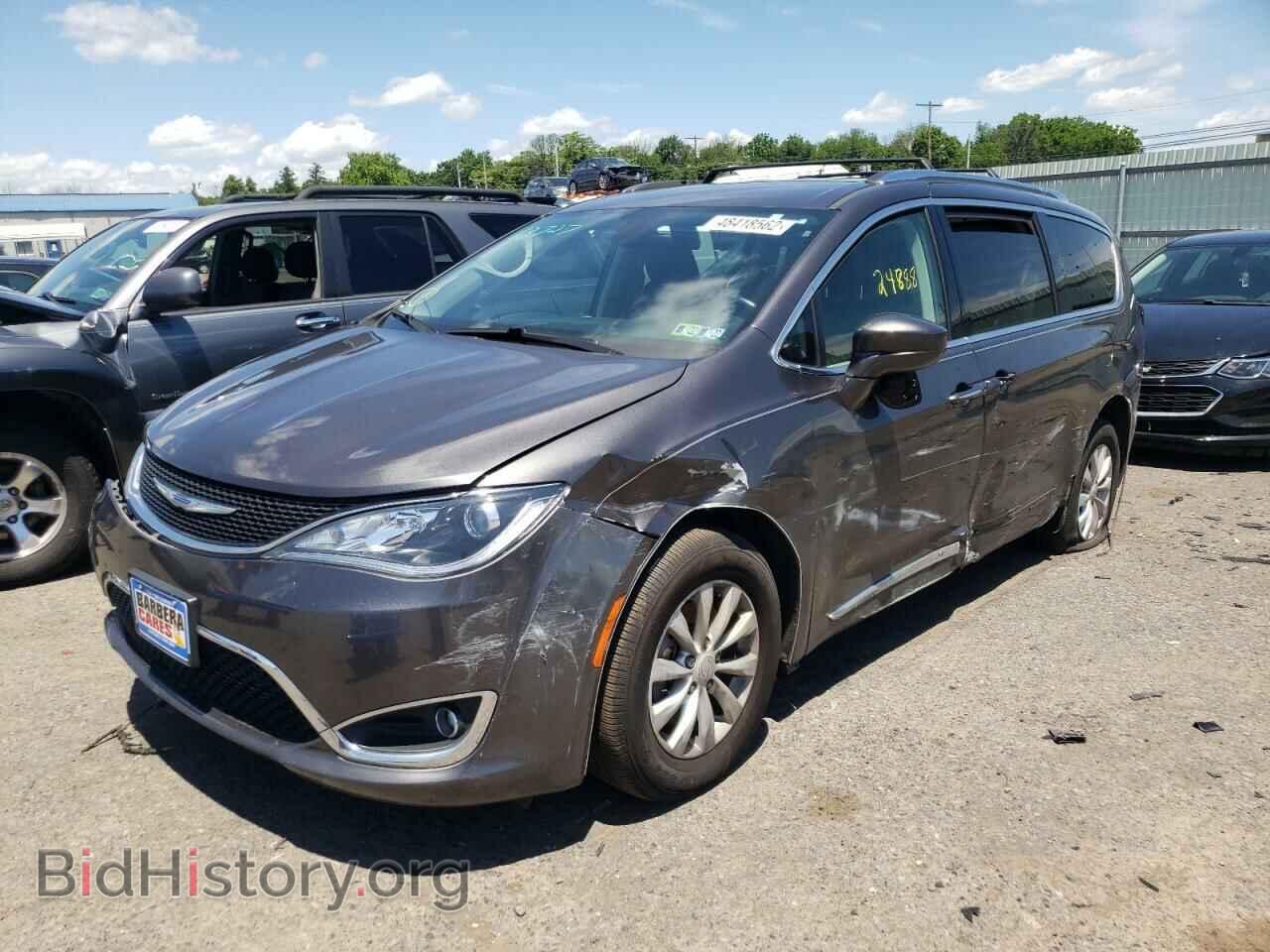 2019 CHRYSLER PACIFICA - VIN: 2C4RC1BG2KR570461 - Photo 2