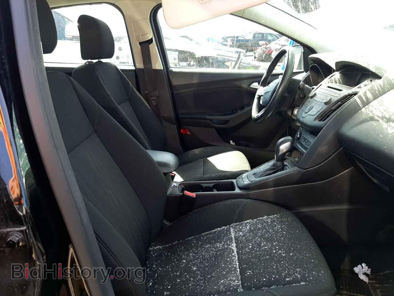 2017 FORD FOCUS - VIN: 1FADP3F21HL209934 - Photo 5