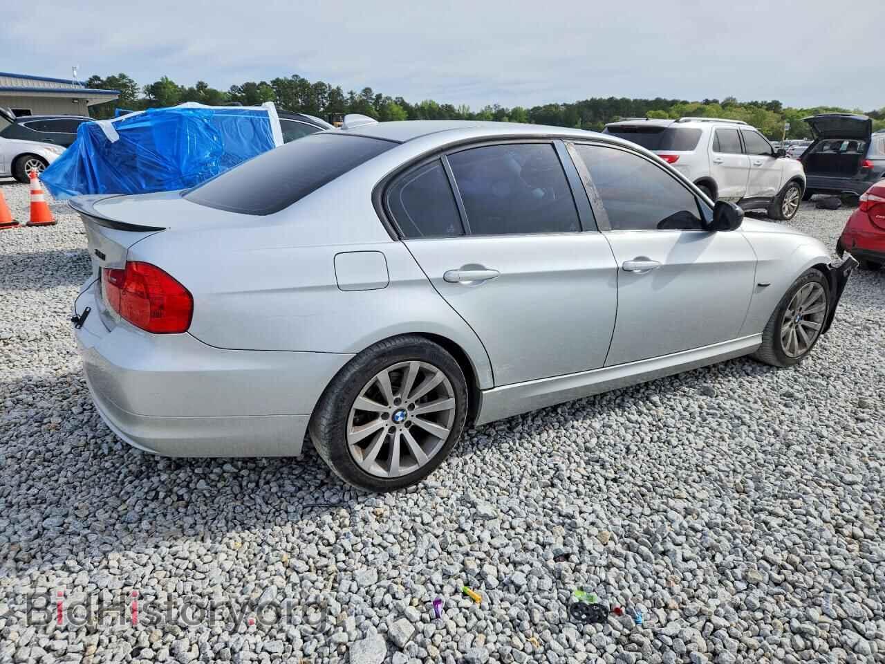 2011 BMW 3 SERIES - VIN: WBAPH7C5XBE679687 - Фото 3