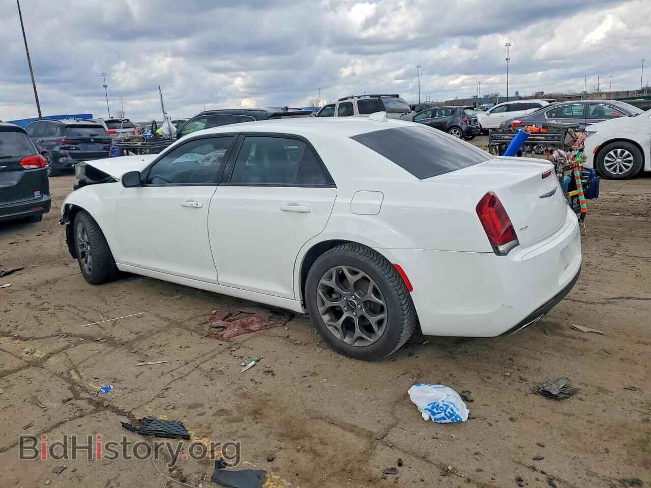 2017 CHRYSLER 300 - VIN: 2C3CCAGG3HH529967 - Фото 2