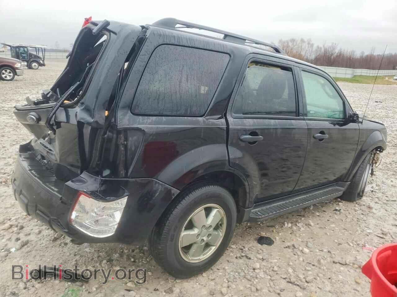 2010 FORD ESCAPE - VIN: 1FMCU0D75AKB19690 - Фото 3