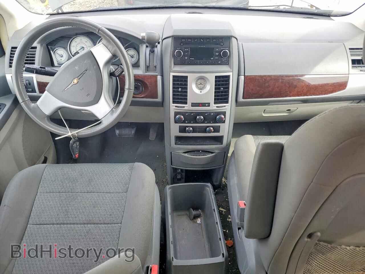 2010 CHRYSLER MINIVAN - VIN: 2A4RR5D17AR415489 - Фото 8