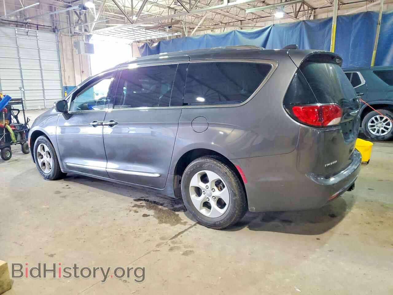 2017 CHRYSLER PACIFICA - VIN: 2C4RC1EG8HR846808 - Фото 2