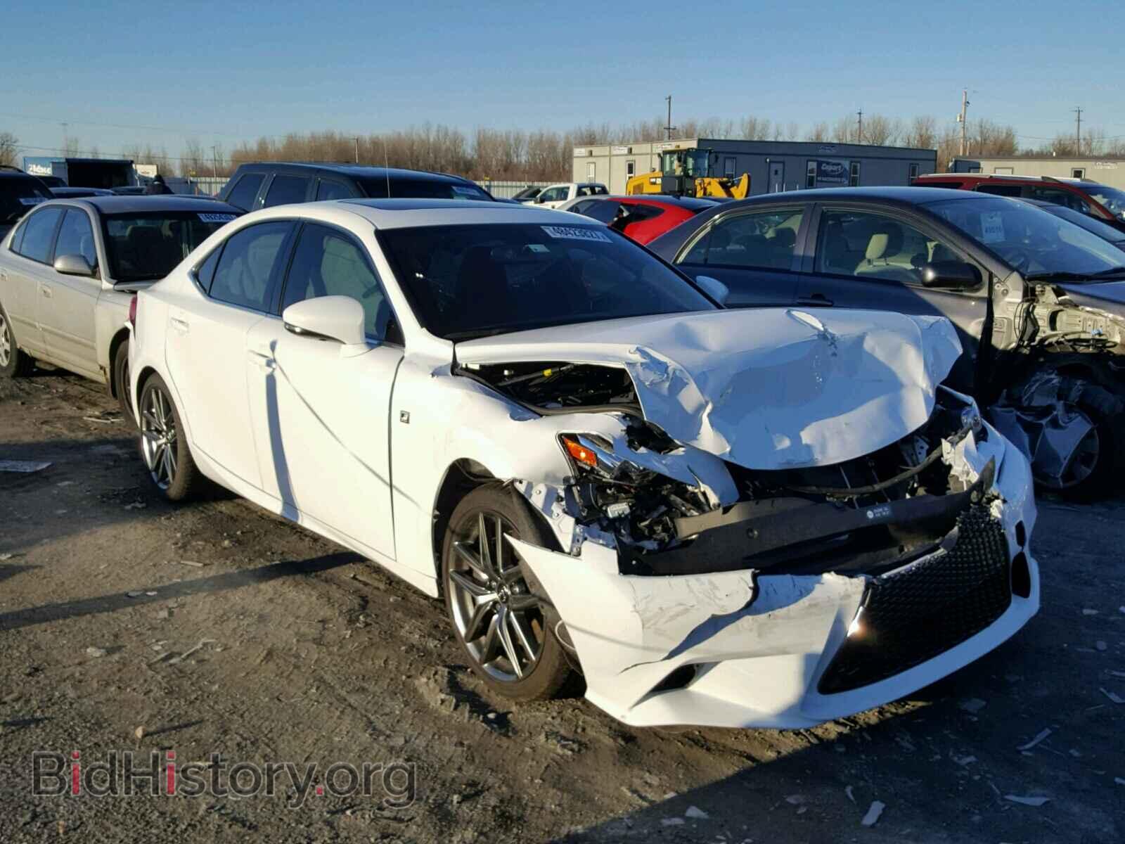 Photo JTHCM1D27G5010376 - LEXUS IS300 2016
