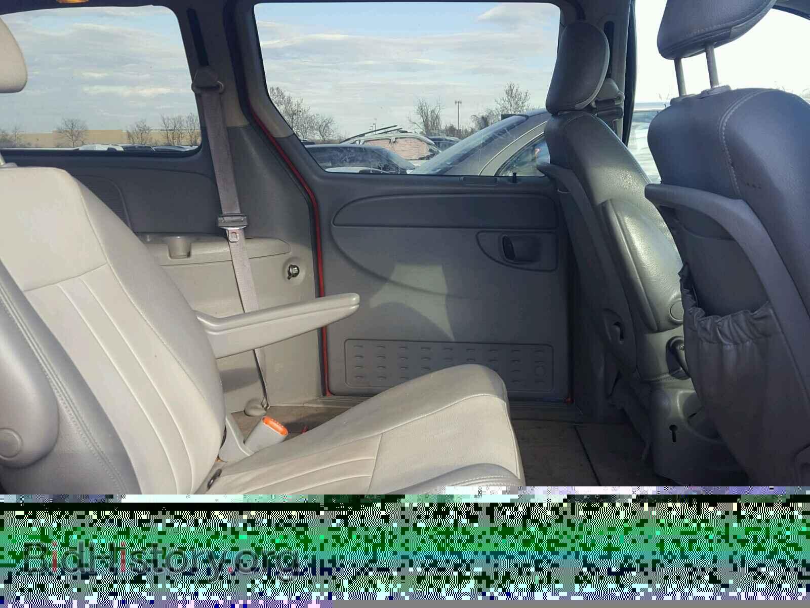 2006 DODGE CARAVAN - VIN: 2D4GP44LX6R700910 - Фото 6