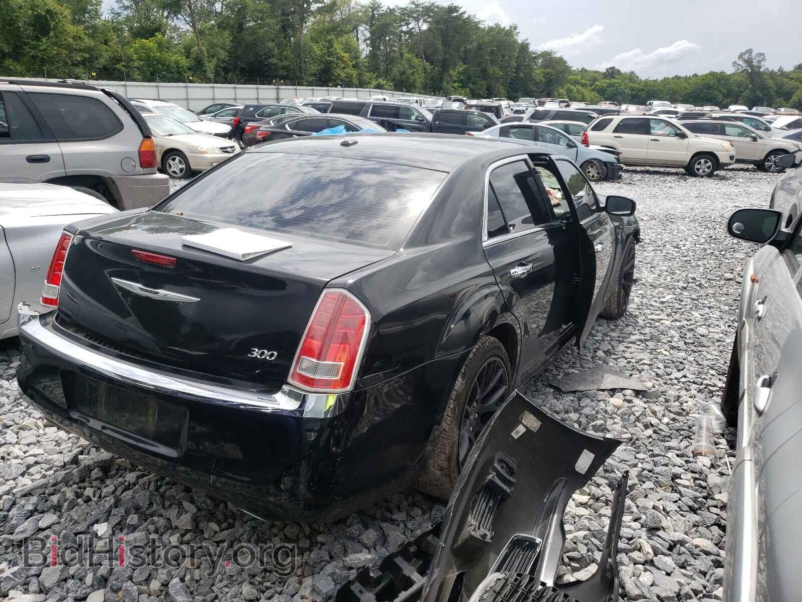 2013 CHRYSLER 300 - VIN: 2C3CCAAG5DH740929 - Фото 4