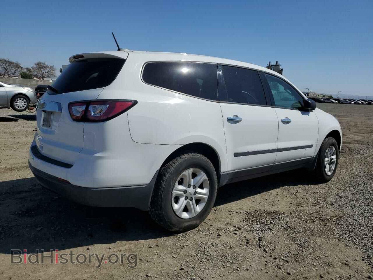 2017 CHEVROLET TRAVERSE - VIN: 1GNKRFED1HJ304982 - Фото 3
