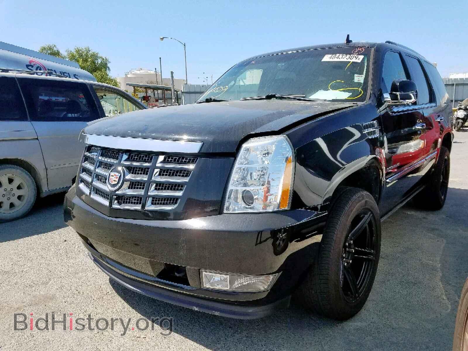 2011 CADILLAC ESCALADE - VIN: 1GYS4CEF3BR263636 - Фото 2