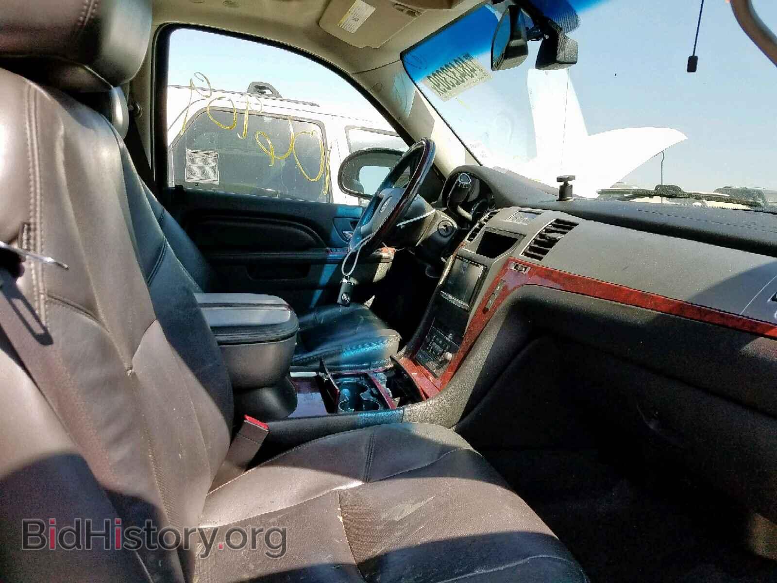 2011 CADILLAC ESCALADE - VIN: 1GYS4CEF3BR263636 - Фото 5