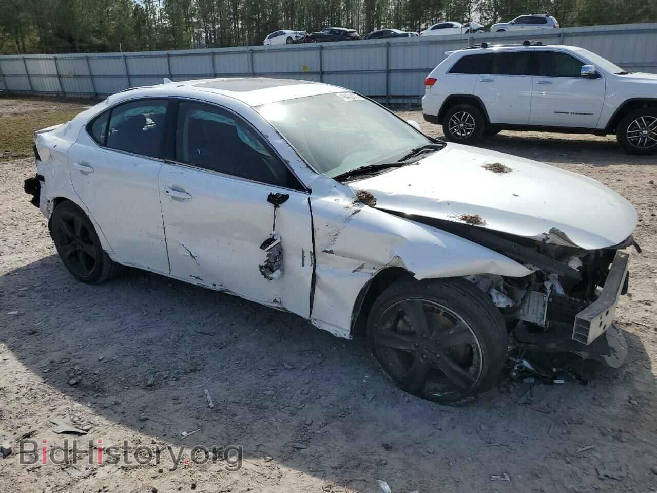 2011 LEXUS IS - VIN: JTHBF5C24B5142700 - Photo 4