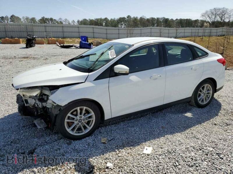 2017 Ford FOCUS SE (VIN 1FADP3F22HL300730) — фото 1 из 14, Copart, повреждение: передняя часть