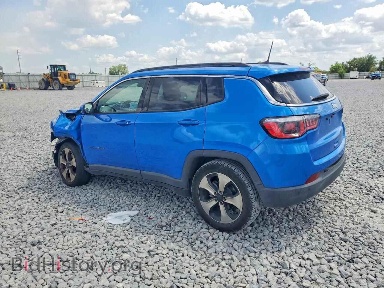 2017 JEEP COMPASS - VIN: 3C4NJCBB3HT668621 - Photo 2