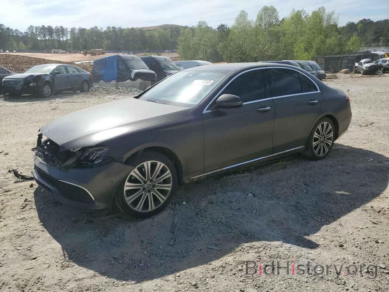 Photo WDDZF4JBXKA540830 - MERCEDES-BENZ E-CLASS 2019