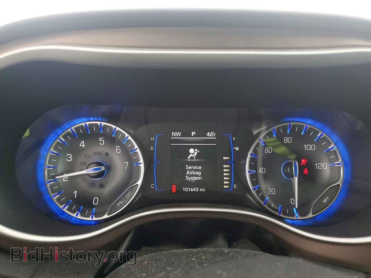 2018 CHRYSLER PACIFICA - VIN: 2C4RC1BG9JR193710 - Фото 9