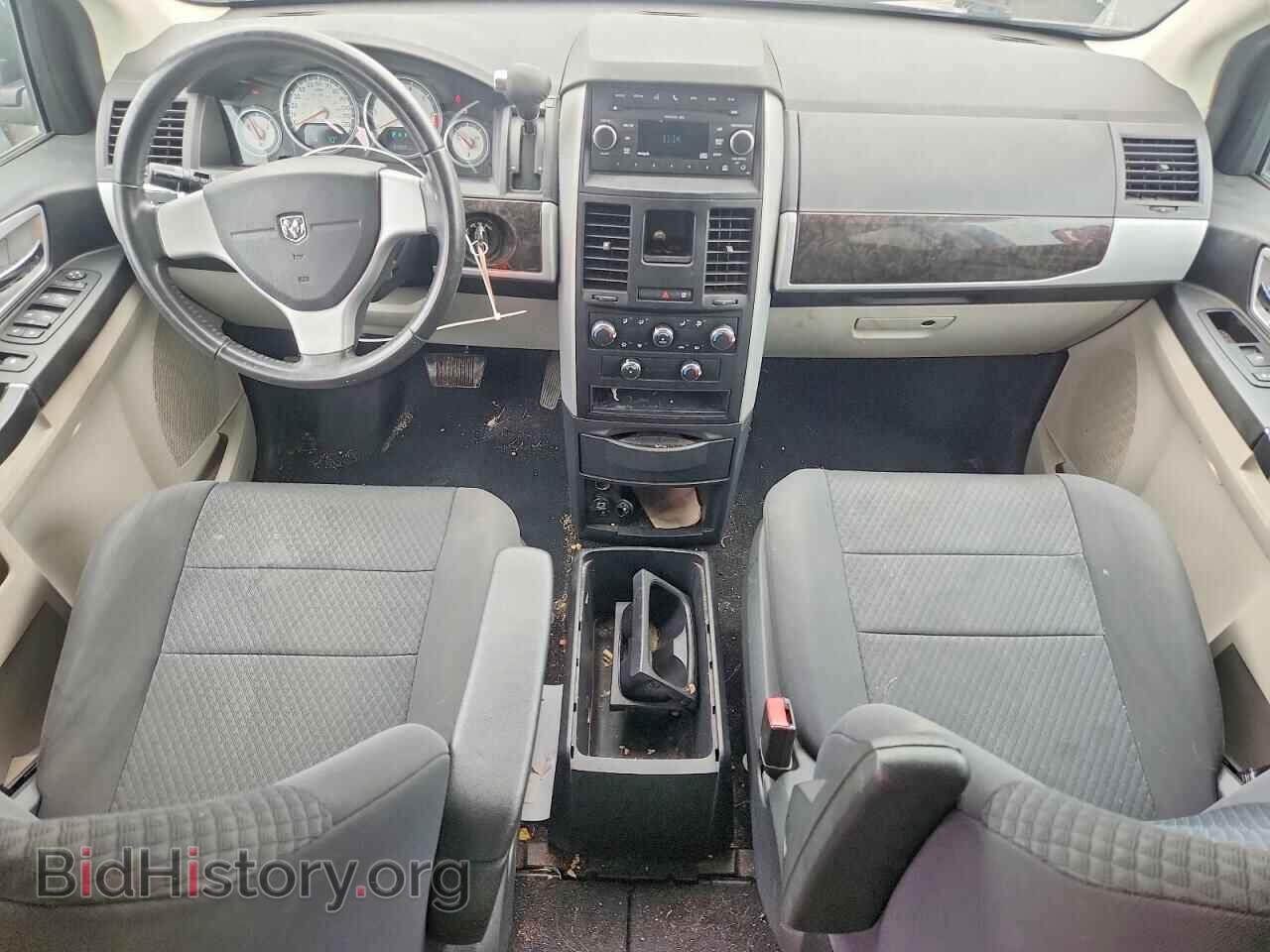 2010 DODGE CARAVAN - VIN: 2D4RN5D12AR446427 - Фото 8