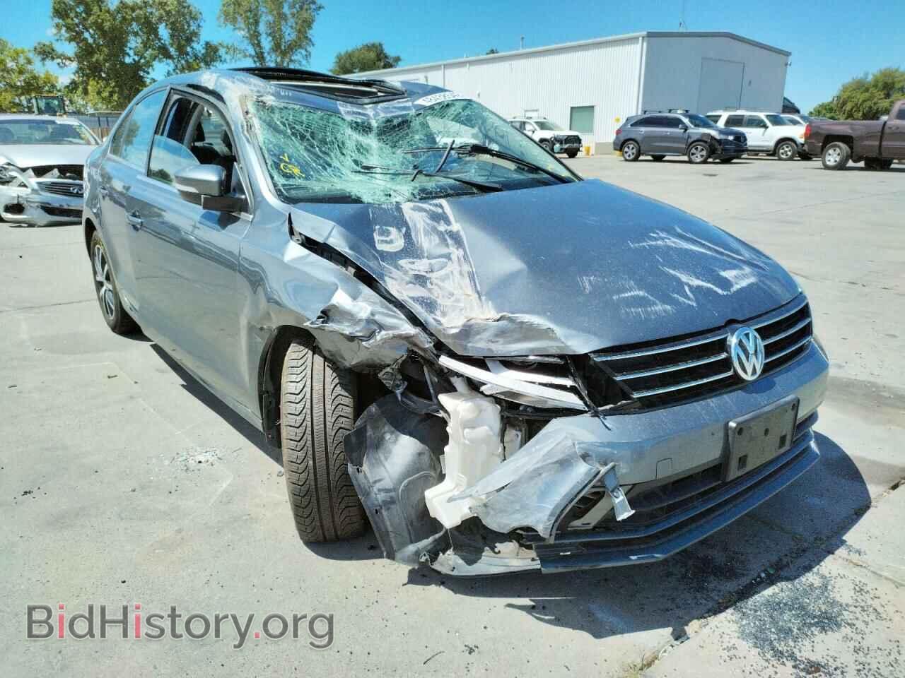 Фотография 3VWDB7AJXHM355663 - VOLKSWAGEN JETTA 2017
