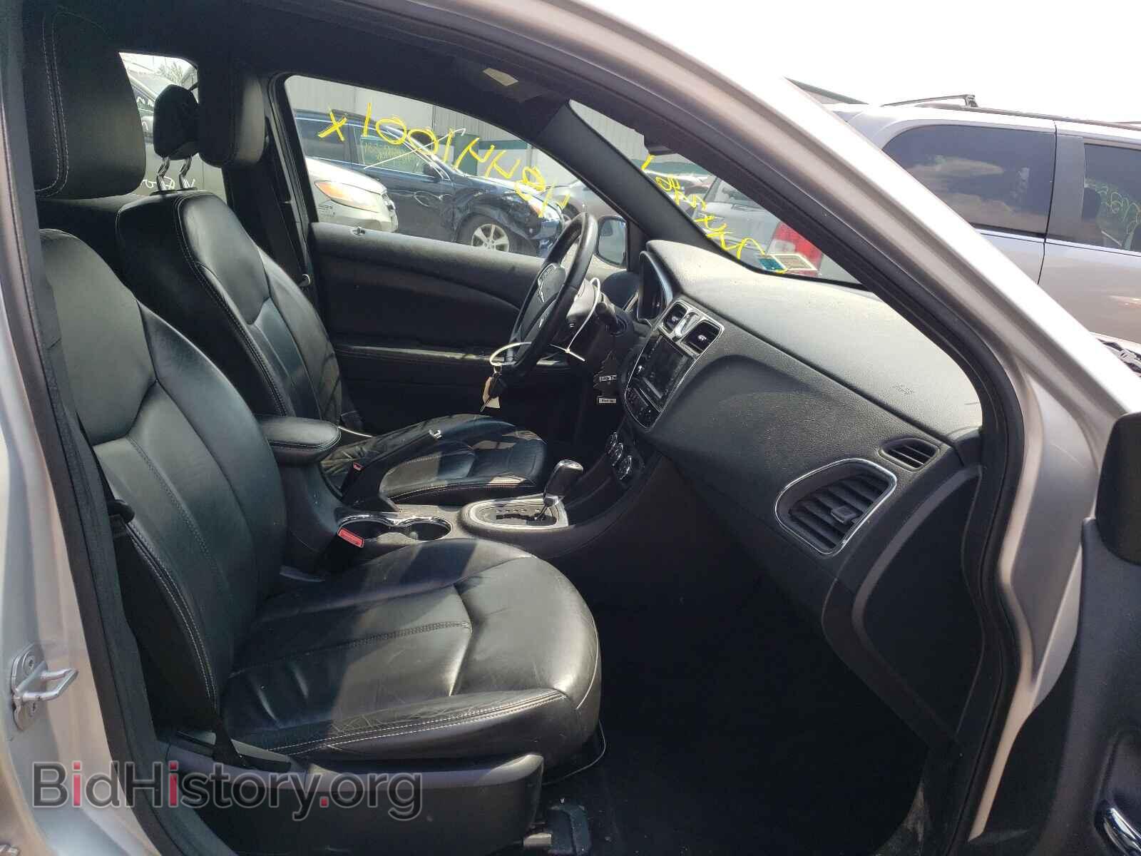 2011 CHRYSLER 200 - VIN: 1C3BC2FG1BN505880 - Фото 5