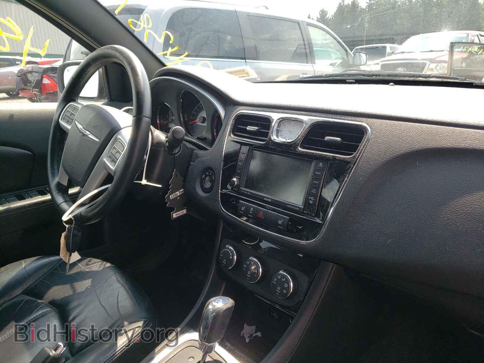 2011 CHRYSLER 200 - VIN: 1C3BC2FG1BN505880 - Фото 9