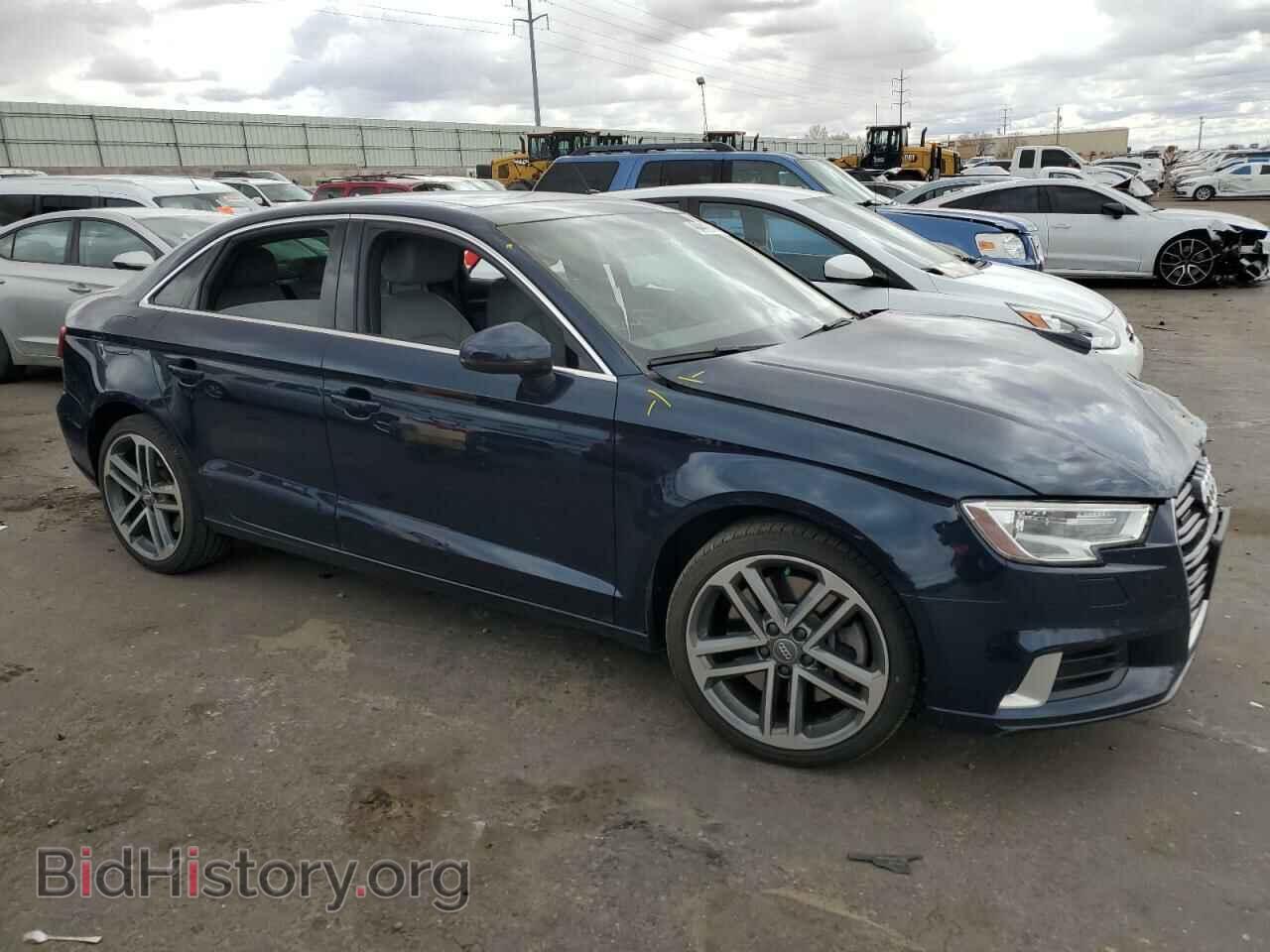 2019 AUDI A3 - VIN: WAUBEGFF3KA113773 - Фото 4