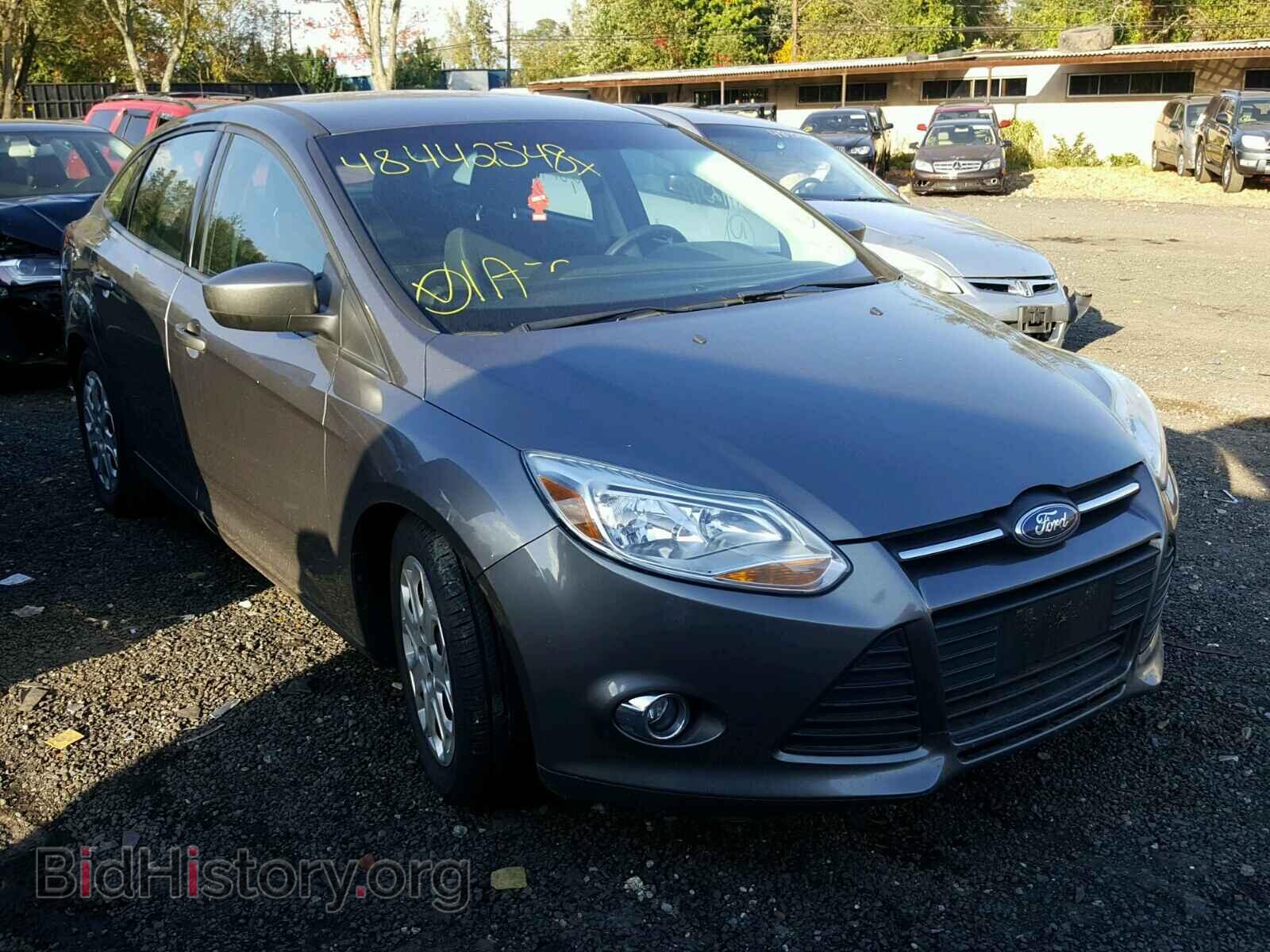 Photo 1FAHP3F2XCL169752 - FORD FOCUS 2012