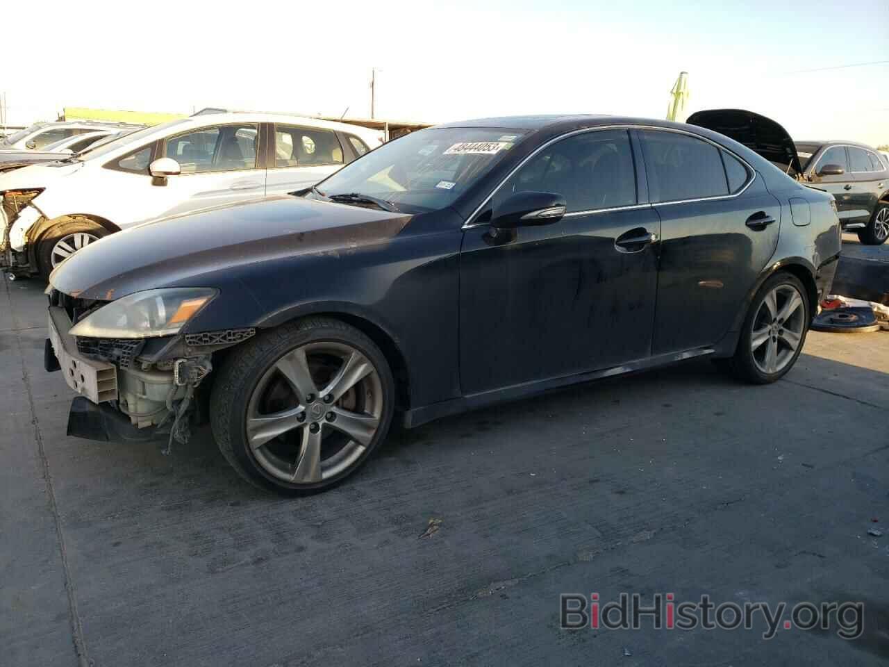 Photo JTHBF5C20B5140569 - LEXUS IS 2011