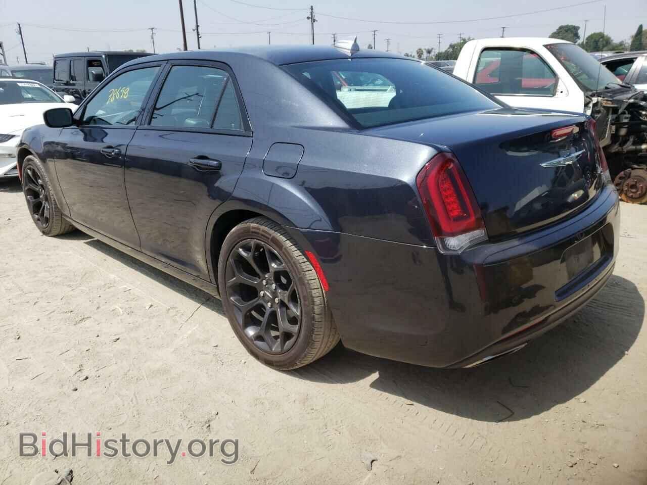 2019 CHRYSLER 300 - VIN: 2C3CCABG1KH515161 - Photo 3