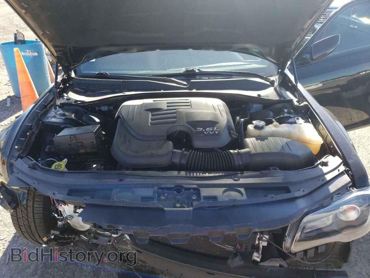 2019 CHRYSLER 300 - VIN: 2C3CCABG7KH628788 - Фото 7