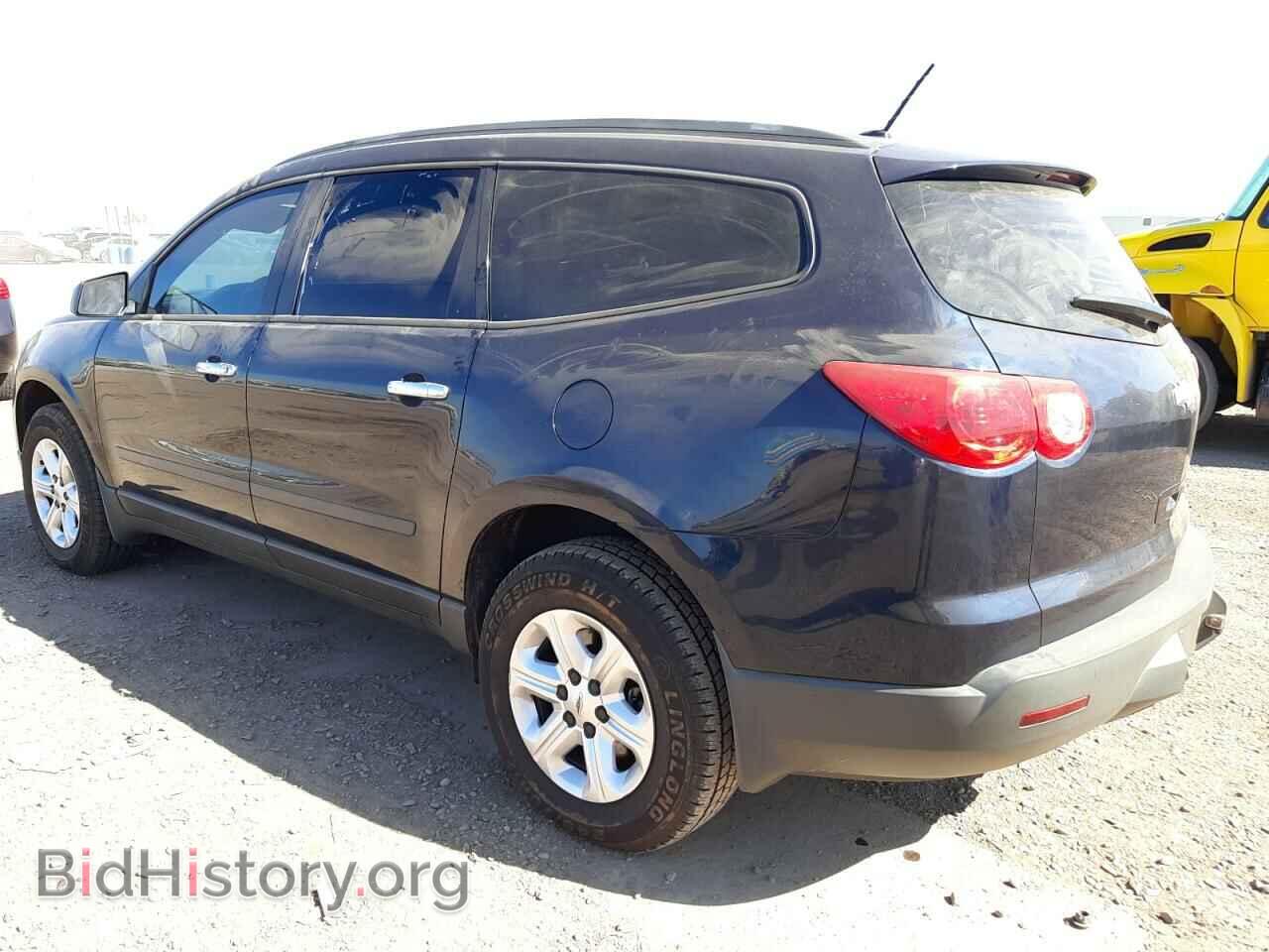 2012 CHEVROLET TRAVERSE - VIN: 1GNKRFEDXCJ217221 - Фото 2