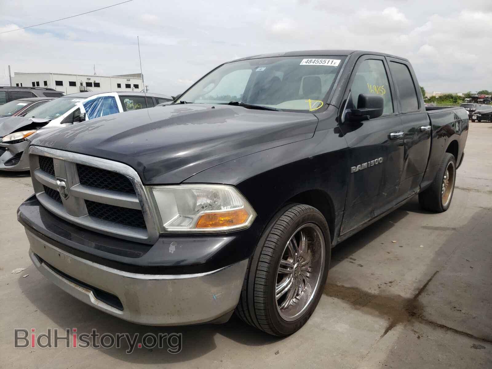 2011 DODGE RAM 1500 - VIN: 1D7RB1GP0BS520044 - Фото 2
