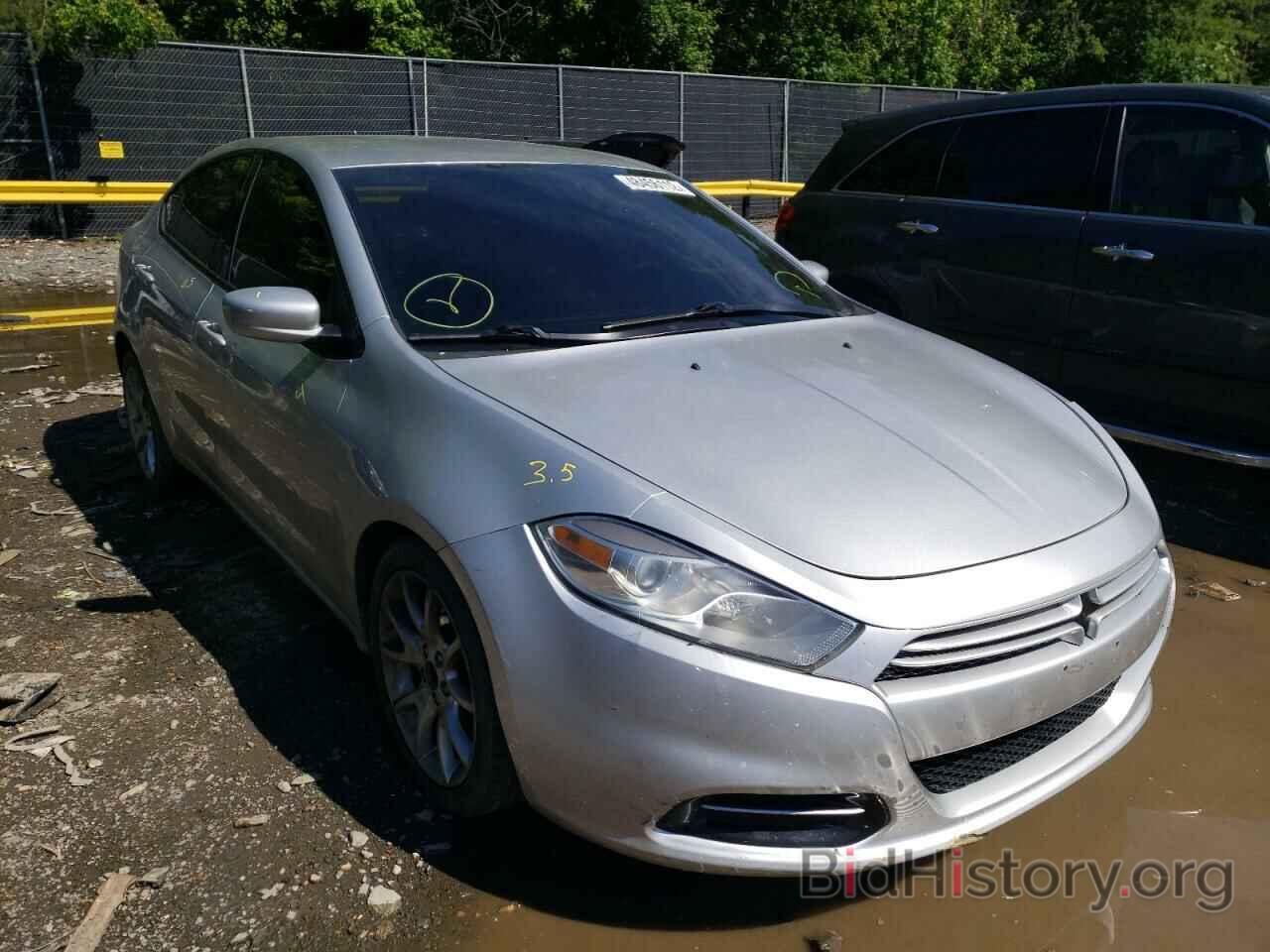 Photo 1C3CDFBA4DD176398 - DODGE DART 2013