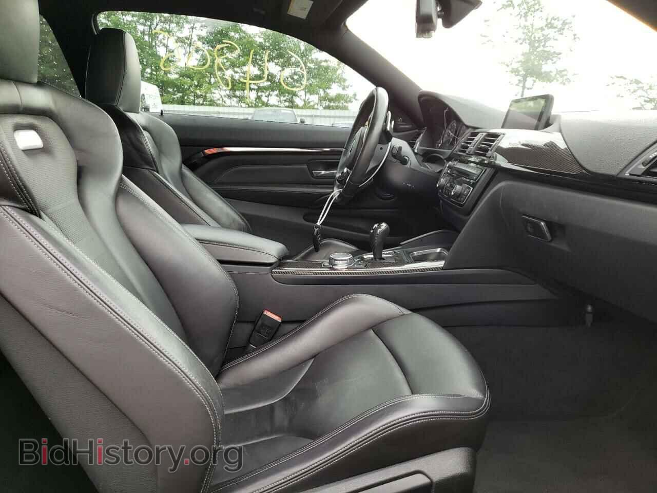 2015 BMW M4 - VIN: WBS3R9C55FK333637 - Фото 5