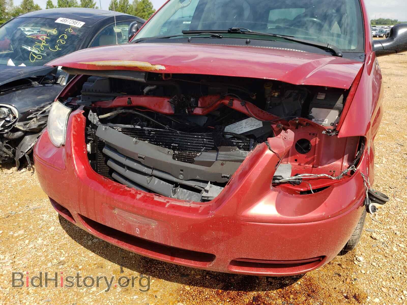 2007 CHRYSLER MINIVAN - VIN: 2A4GP54LX7R315457 - Фото 9