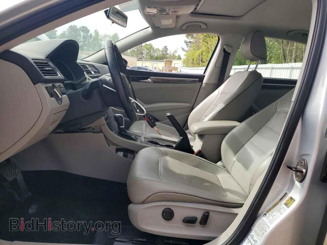 2017 VOLKSWAGEN PASSAT - VIN: 1VWBT7A38HC053120 - Фото 7