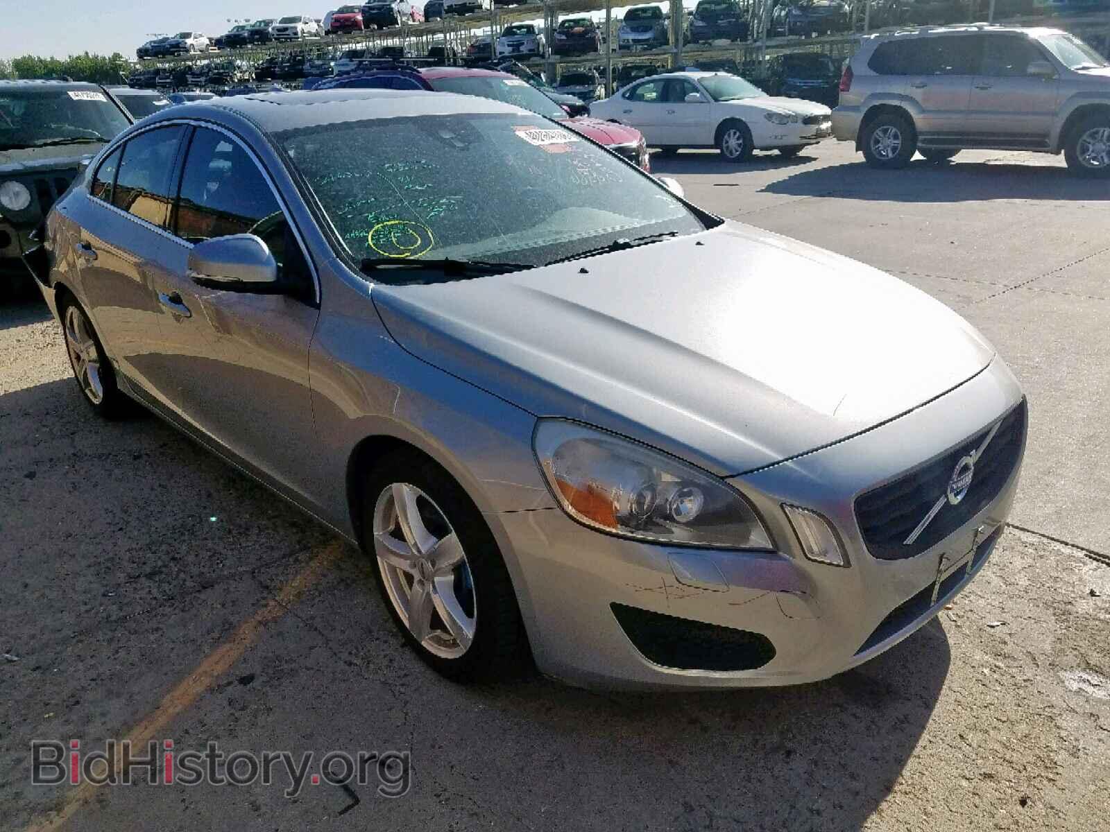 Photo YV1902FH1C2041403 - VOLVO S60 2012