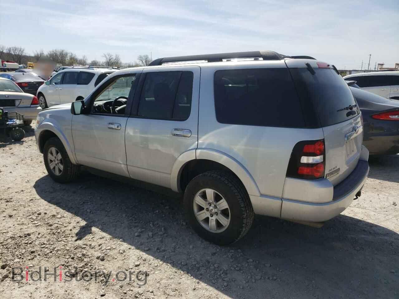 2010 FORD EXPLORER - VIN: 1FMEU7DE2AUA23181 - Фото 2