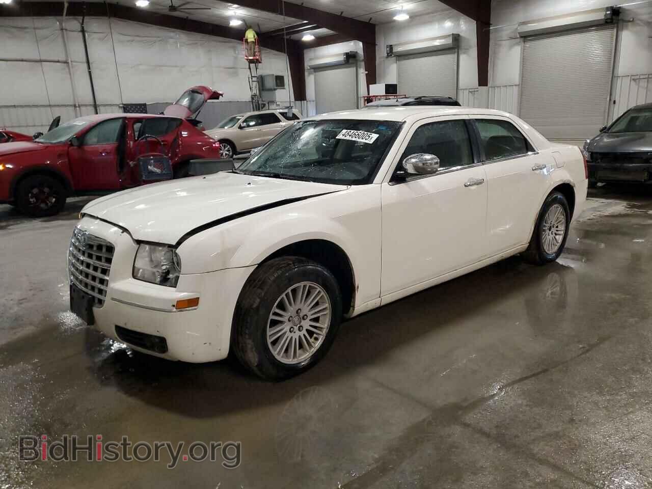 Photo 2C3CA4CD2AH140052 - CHRYSLER 300 2010