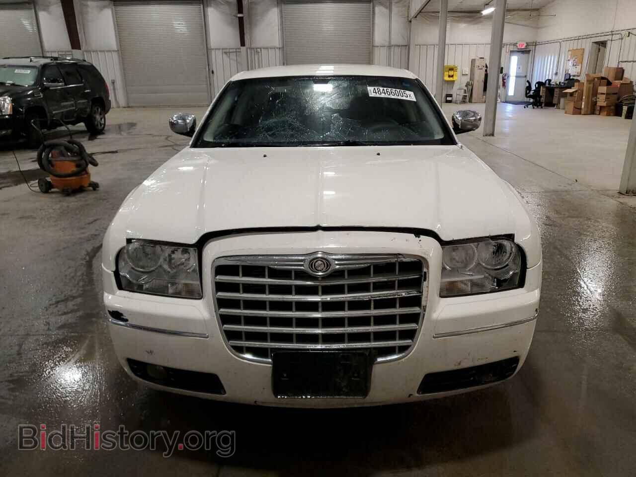 2010 CHRYSLER 300 - VIN: 2C3CA4CD2AH140052 - Фото 5