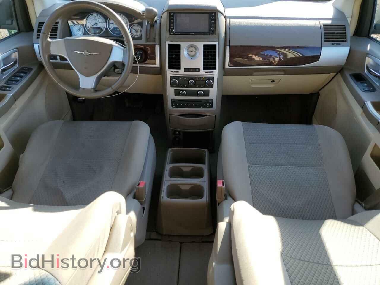 2009 CHRYSLER MINIVAN - VIN: 2A8HR54189R687863 - Фото 8
